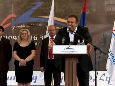 20 մլրդ դոլար բերել եմ մեկ տոկոսով, 10 տարի ժամկետով, չեն վերցրել. Ծառուկյան