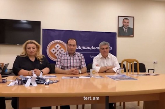 «Հանրապետություն» կուսակցությունը պատրաստվում է լուծել ոչ միայն տնտեսության, այլև ՀՀ քաղաքացիների զբաղվածության խնդիրը, նախատեսում է նաև սահմանադրական փոփոխություններ