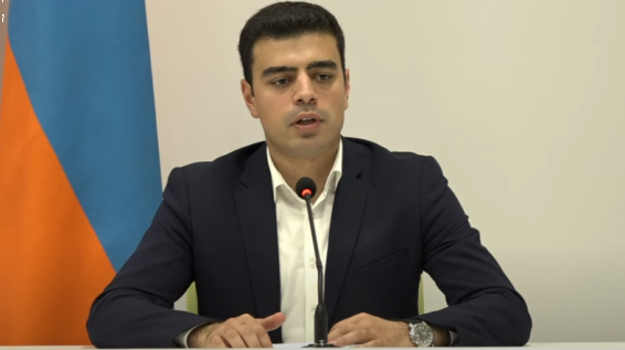 Սոս Հակոբյան. ԿԸՀ-ն պետք է հստակ պարզաբանի, որ տեխնիկական խոտանի հետևանքով կապույտ նշումը չի կարող քվեաթերթիկն անվավեր ճանաչելու հիմք լինել