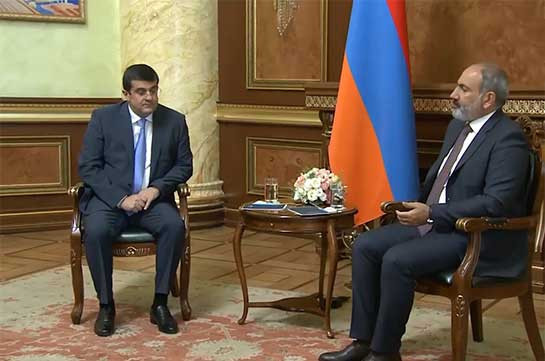 Մեր օրակարգում հարցերի հարցը Արցախի կարգավիճակի ճշգրտման խնդիրն է. Նիկոլ Փաշինյանը հանդիպել է Արայիկ Հարությունյանի հետ
