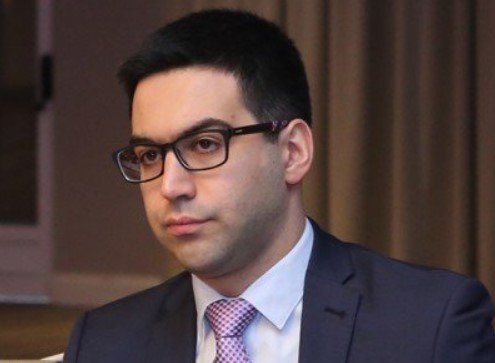 Рустам Бадасян отозван из отпуска