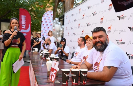 5 րոպեում 4 մեծ բուրգեր. հայտնի է «BURGERY ՉԵԼԵՆՋ»-ի հաղթողը