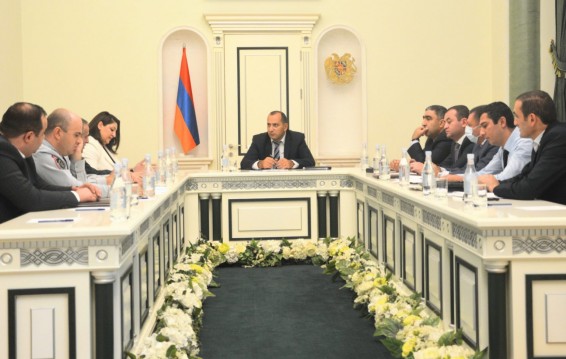 Գլխավոր դատախազությունում քննարկվել են ՃՏ կանոնների հանցավոր խախտման դեպքերի աճի, դրա դեմ պայքարի խնդիրները