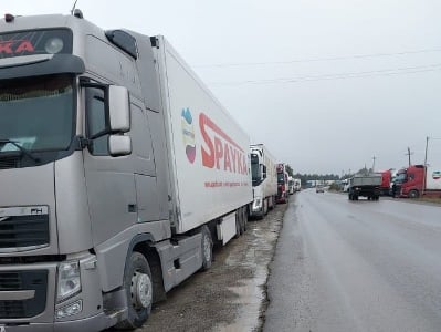 В Армении затор с грузовиками на Ларсе объяснили строительными работами на российской стороне