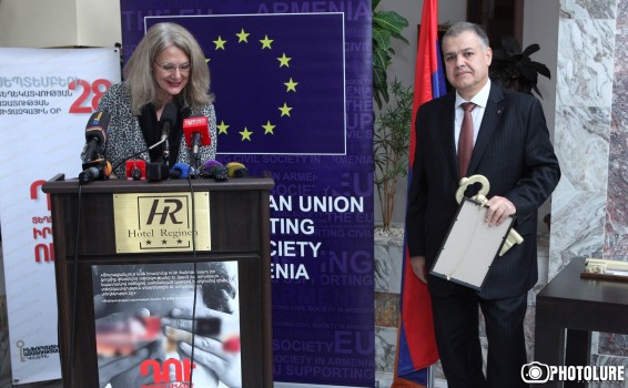 Առողջապահության նախարարությանը շնորհվեց «Ոսկե բանալի»՝ որպես ամենաբաց գերատեսչություն