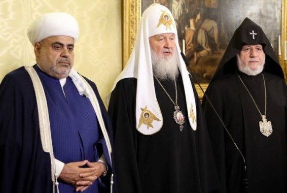 В повестке дня встречи духовных лидеров Армении, России и Азербайджана - региональные вопросы