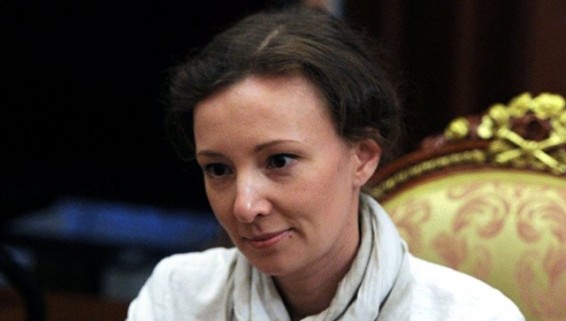 Омбудсмен Кузнецова заявила, что поддерживает позицию против абортов