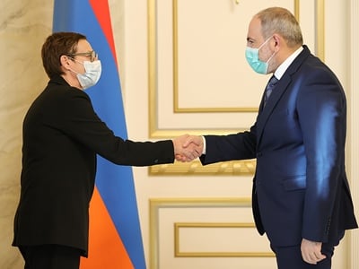 Никол Пашинян обсудил с послом Франции вопросы повестки двусторонних отношений