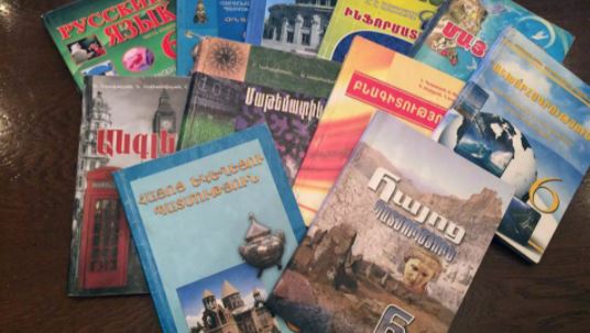 В Азербайджане начали усиленно изучать армянский язык