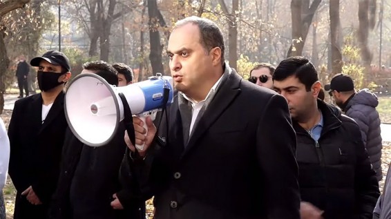 Զոհրաբյան. Ասում են, մեր զինվորը ադրբեջանցու գլխարկ է դրել, փամփուշտ գողացել, ինչը նշանակում է՝ զինվորը փամփուշտ չունի