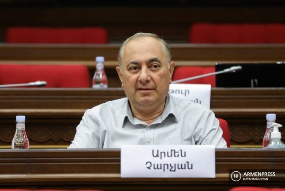 Դատարանը մերժեց ՍԴ դիմելու վերաբերյալ Արմեն Չարչյանի պաշտպանի միջնորդությունը