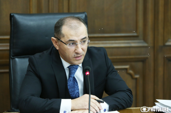 Այս իրավիճակում և մթնոլորտում 2022-ին 7 տոկոս տնտեսական աճ հնարավոր չէ, եթե, իհարկե, հրաշք տեղի չունենա․ Վարդան Արամյան