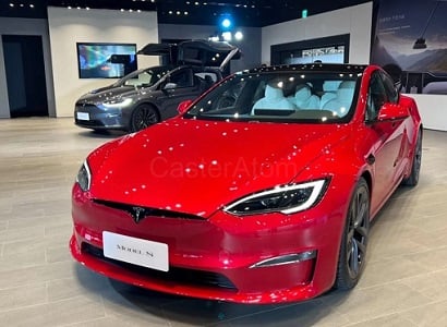 Tesla-ն նոր էլեկտրամեքենա է ներկայացրելv