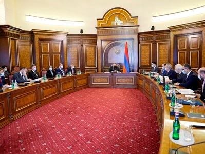 Վարչապետի գլխավորությամբ 2023-2025թթ․ միջնաժամկետ ծախսերի վերաբերյալ խորհրդակցություն է անցկացվել