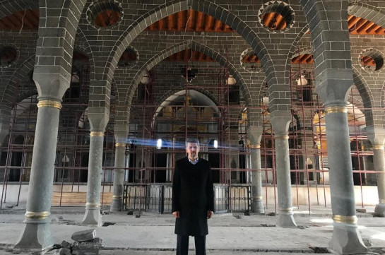 Կարո Փայլանը Դիարբեքիրում ծանոթացել է «Սուրբ Կիրակոս» եկեղեցու վերանորոգման աշխատանքներին