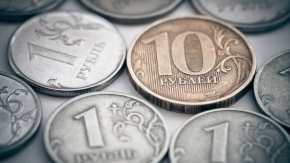 Биржевой курс доллара к рублю упал до минимума за 11 месяцев