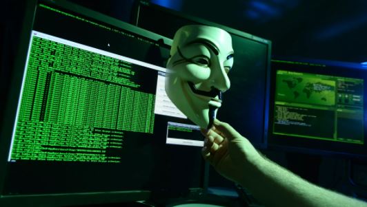 Хакеры из Anonymous объявили России 