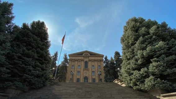 Ազգային ժողովի նիստ (ուղիղ միացում)