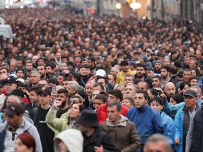 Многие деятели искусства и культуры встали рядом с народом Армении