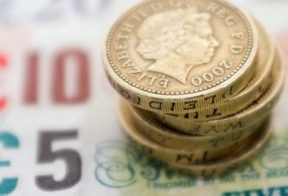 Ֆունտ ստերլինգը արժեզրկվում է