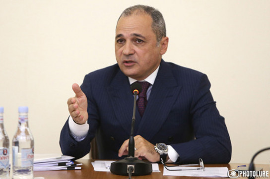 Վահե Հակոբյանը հայց է ներկայացրել ընդդեմ Անդրանիկ Քոչարյանի՝ պահանջելով հերքել զրպարտությունը
