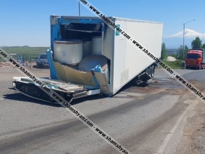 Արագածոտնի մարզում մի քանի տոննա թղթով բարձված DAF-ի կցորդիչը Ուշիի ոլորաններում պոկվել է