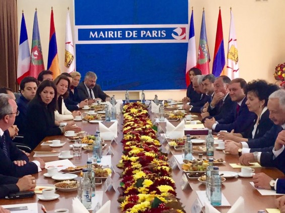 Մեկնարկել է քաղաքապետ Փարիզի քաղաքապետի գլխավորած պատվիրակության հետ պաշտոնական հանդիպումը