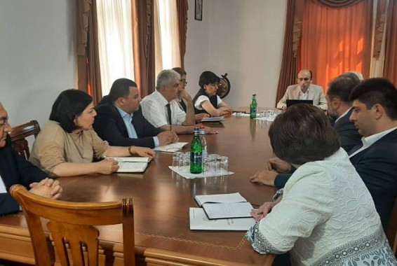 Արտակ Բեգլարյանը հրավիրել է խորհրդակցություն՝ բարձրագույն կրթության համակարգի բարեփոխման թեմայով