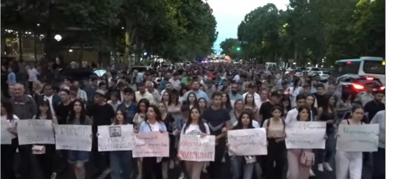 «Ազատություն տղաներին». «Դիմադրություն» շարժման երիտասարդները հասան դատախազություն