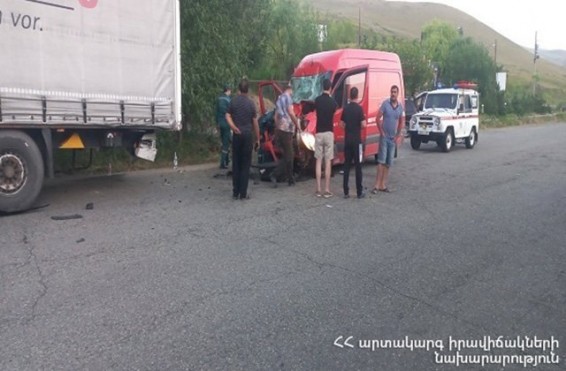 Ավտովթար Սպիտակ-Երևան ավտոճանապարհին