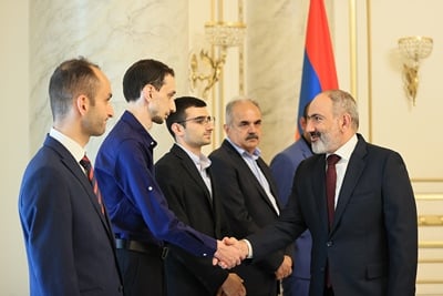 Վարչապետը պարգևատրել է Շախմատի համաշխարհային 44-րդ օլիմպիադայում Հայաստանի տղամարդկանց հավաքականի անդամներին