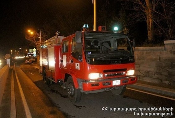 Пожар вспыхнул в воинской части в Гегаркунике, погибли 15 военнослужащих, трое ранены