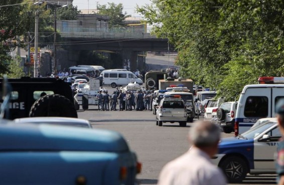 Բացահայտվել են ՊՊԾ գնդի տարածքում 3 ոստիկանների սպանությունները կատարած անձինք. ՀՔԾ