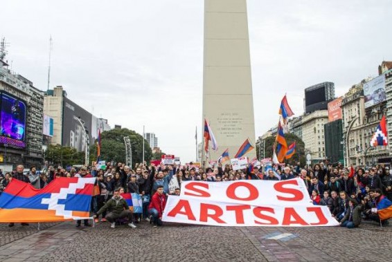 В Буэнос-Айресе прошла акция протеста по случаю 32-й годовщины независимости Нагорного Карабаха