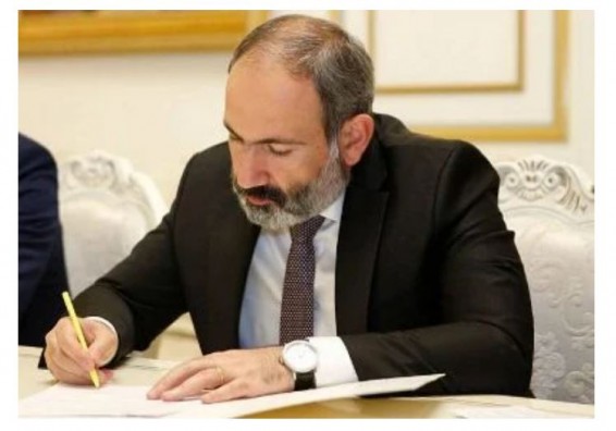 «Жоховурд»: В Армении ожидается отставка трех министров