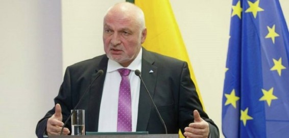 Депутат Европарламента: большая карточная игра под названием 