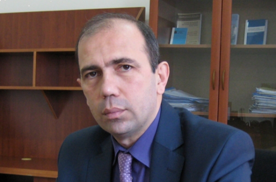 Ադրբեջանը խորքային կախվածություն ունի նավթի ու գազի համակարգից. Արմեն Մանվելյան