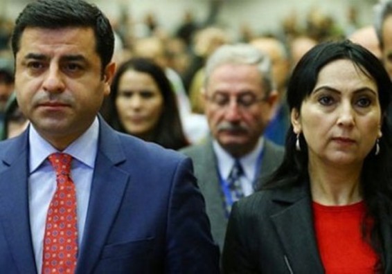 Թուրքիայում ձերբակալված քուրդ պատգամավորներից 7-ը կալանավորվել են