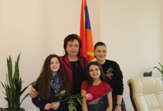 Հրանուշ Հակոբյանը ընդունել է Եվրատեսիլի հայկական պատվիրակությանը