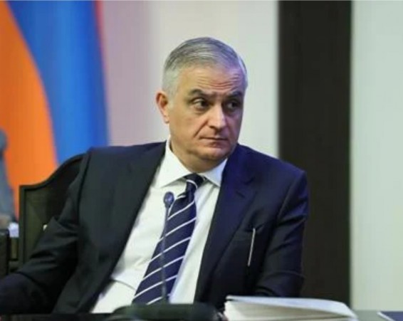 Մհեր Գրիգորյանը ևս արձակուրդ է մեկնում