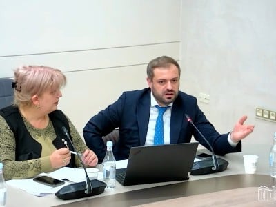 «Հետո հարկային մարմինը գալու է ստուգի ու պրոբլեմ սարքի». Պապոյանը վստահեցրեց, որ չի սարքի. Թեժ քննարկում ԱԺ-ում