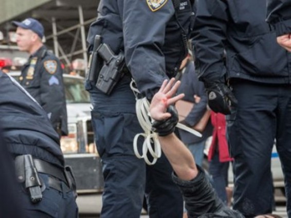 Լոս Անջելեսում բողոքի ցույցերի 185 մասնակից է կալանավորվել