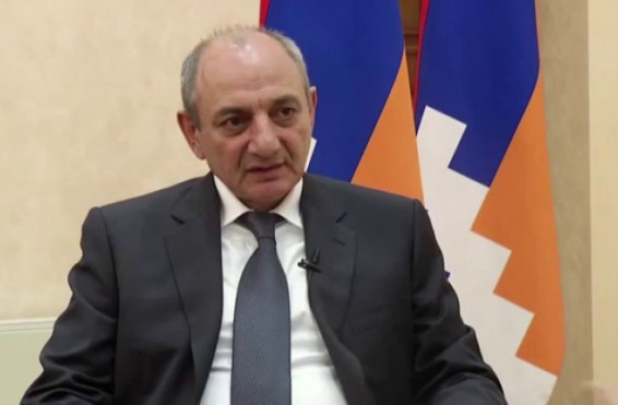 Բակո Սահակյանը շնորհավորական ուղերձ է հղել դեսպան Օլեգ Եսայանին