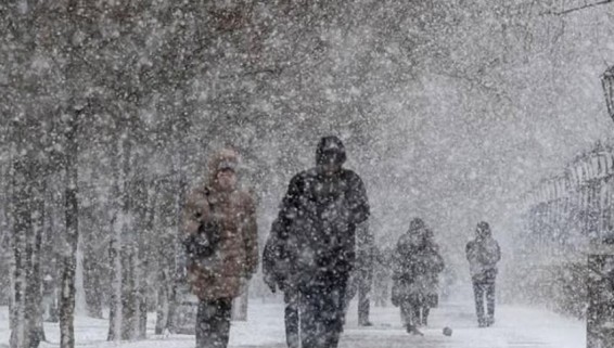 Водителей предупредили о метели на перевале Варденяц и в районах Апарана и Арагаца