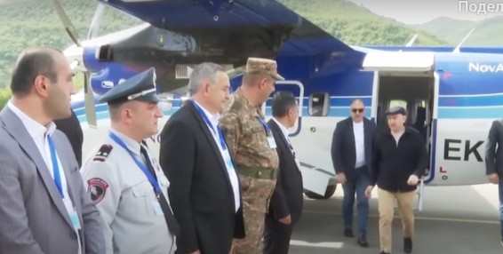 Կապանի քաղաքապետը չկա Փաշինյանին դիմավորած պաշտոնյաների թվում