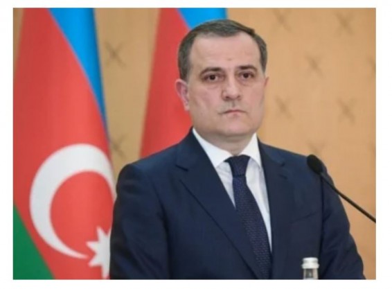 Глава МИД Азербайджана заявил о «нескольких направлениях мирного процесса» с Арменией