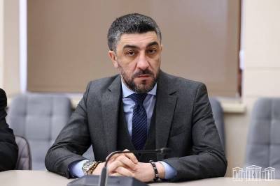 «Հրապարակ». «Զենքը դրել են գլխիս, ասել՝ դիր»