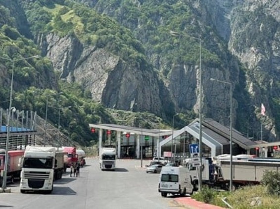 Լարսի ճանապարհը բաց է