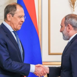 ՀՀ-ն վերանայում է ՌԴ-ի հետ հարաբերությունները Լավրովի այցի ժամանակ, իսկ Փաշինյանը մեղմել է հռետորաբանությունը. OBCT