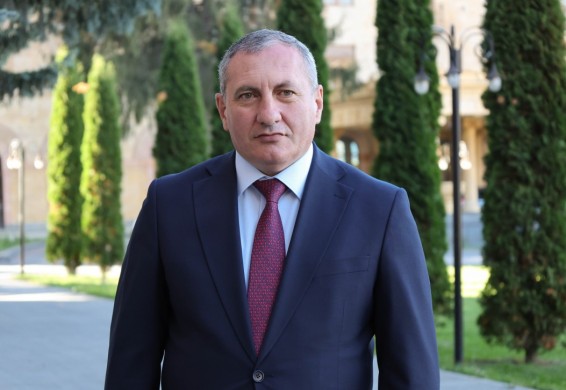 Լոռու մարզպետը ազատման դիմում է գրել. նա դադարեցնում է իր քաղաքական և կուսակցական գործունեությունը